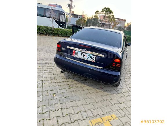 Sahibinden Ford Focus 1.6 Ambiente 1999 Model İzmir