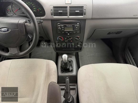 İLK ELDEN 204 BİN KM DELUX ÇİFT SÜRGÜ TEK KAPI DEĞİŞENSİZ KLİMA
