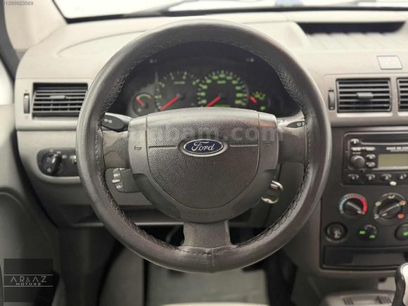 İLK ELDEN 204 BİN KM DELUX ÇİFT SÜRGÜ TEK KAPI DEĞİŞENSİZ KLİMA