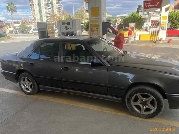 Galeriden Mercedes - Benz 230 E 1987 Model Adana