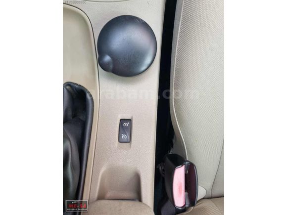 ME-SA'DAN 2011 MODEL RENAULT MEGANE 1.5 DCI EXPRESSION 214000KM