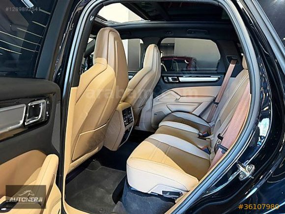 AUTONERJİ'DEN 2022 PORSCHE CAYENNE 3.0PLATİNUM EDİTİON TURBOJANT