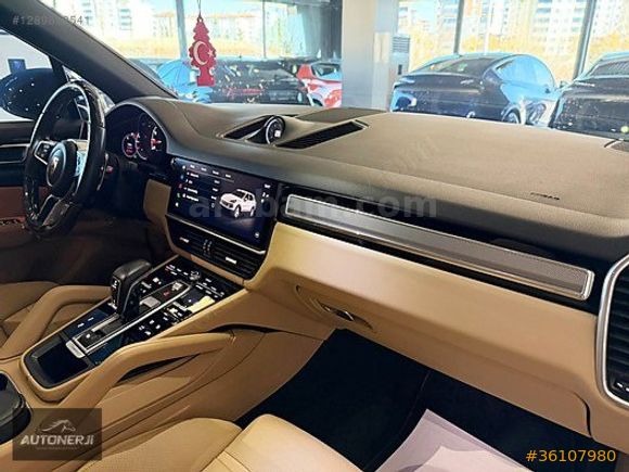 AUTONERJİ'DEN 2022 PORSCHE CAYENNE 3.0PLATİNUM EDİTİON TURBOJANT