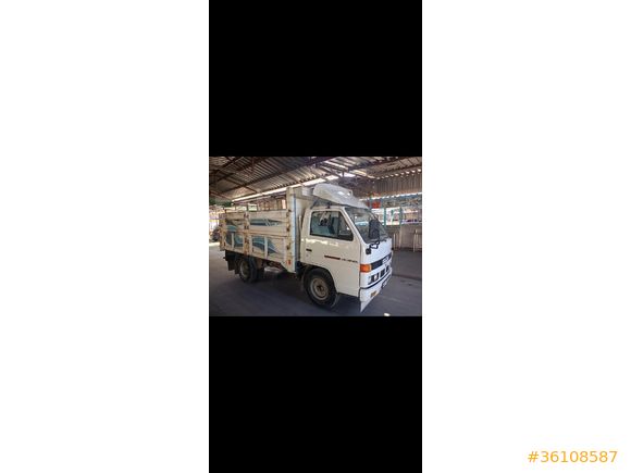 ISUZU NKR 6 TEKER KAMYONET