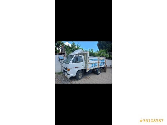 ISUZU NKR 6 TEKER KAMYONET
