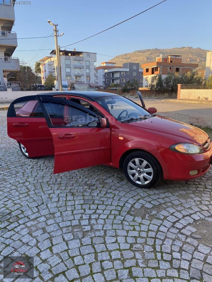 Galeriden Chevrolet Lacetti 1.4 SE 2006 Model İzmir 221.000 km Kırmızı 7