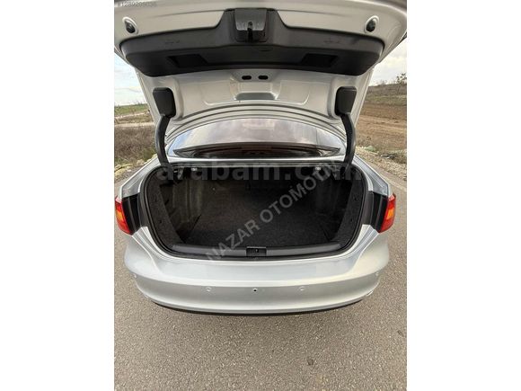 NAZAR DAN JETTA OTOMATİK 186 km