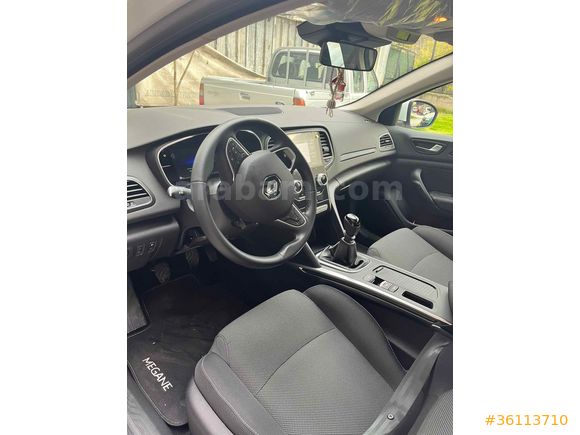 Sahibinden Renault Megane 1.3 TCe Touch 2025 Model 