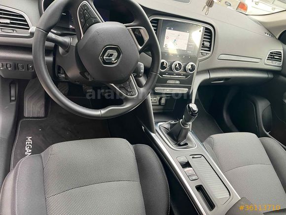 Sahibinden Renault Megane 1.3 TCe Touch 2025 Model 