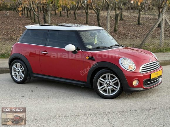 ÖZKAR'DAN HATASIZ 2012 MİNİ COOPER 116.000 KM ÇİFT SUNROOF
