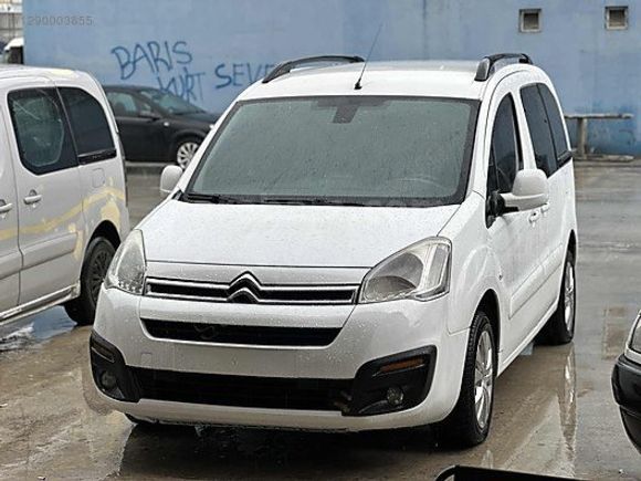2015 HATASIZ TEK PARÇA BOYALI 170 KM TABLET EKRAN 92HP