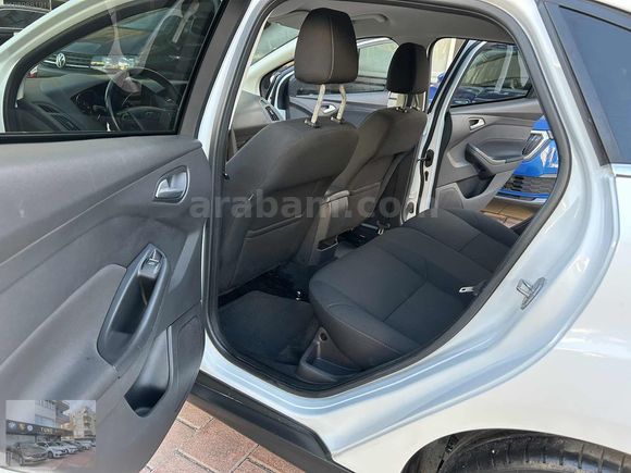 TUNÇ AUTO'DAN 60.000 KM EMSALSİZ FORD FOCUS 1.6 Tİ-VCT TREND X