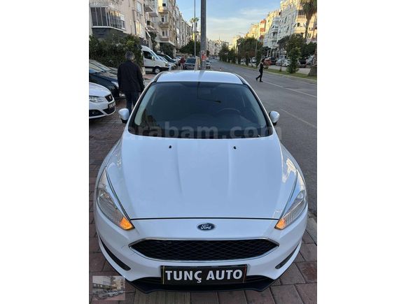 TUNÇ AUTO'DAN 60.000 KM EMSALSİZ FORD FOCUS 1.6 Tİ-VCT TREND X
