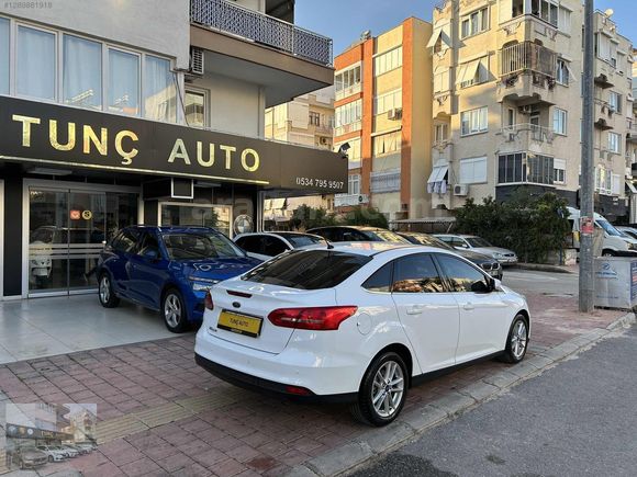 TUNÇ AUTO'DAN 60.000 KM EMSALSİZ FORD FOCUS 1.6 Tİ-VCT TREND X