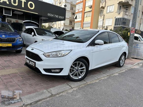 TUNÇ AUTO'DAN 60.000 KM EMSALSİZ FORD FOCUS 1.6 Tİ-VCT TREND X