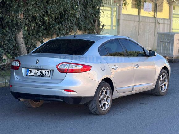 Galeriden Renault Fluence 1.5 dCi Touch Plus 2014 Model İstanbul