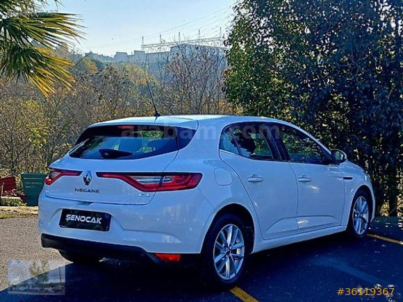 2017 RENAULT MEGANE HB 1.5 dCi EDC TOUCH 110HP CARPLAY KEYLESS