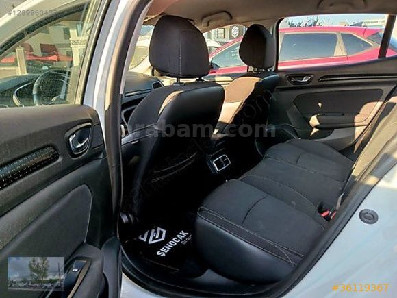 2017 RENAULT MEGANE HB 1.5 dCi EDC TOUCH 110HP CARPLAY KEYLESS