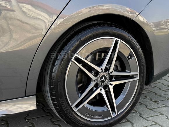 2024 CLA 200 AMG+ Plus 28.000 KM HYBRID İÇİ TABA HATASIZ BOYASIZ