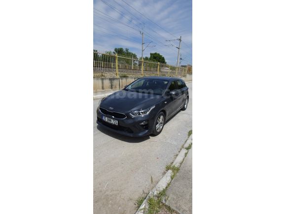 C sınıfı 1.4 Doch motor 2020 model Kia Ceed