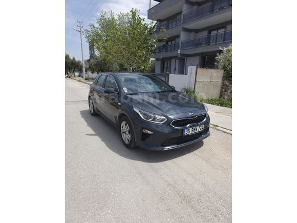 C sınıfı 1.4 Doch motor 2020 model Kia Ceed