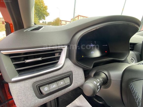 RENAULT EVOLUTİON GSR2 HATASIZ BOYASIZ SADECE 150 KM