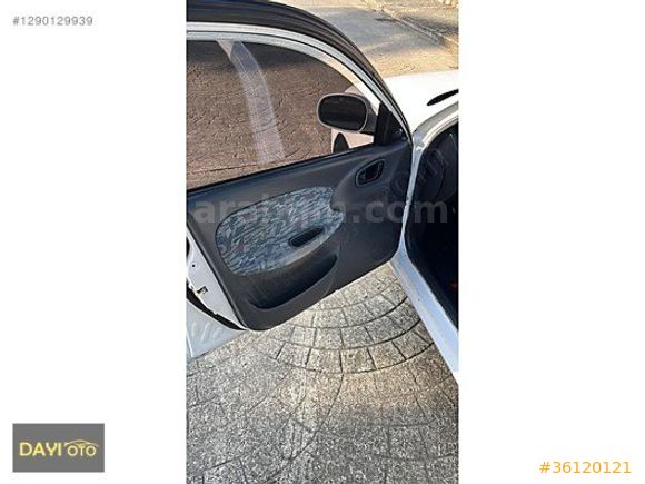 DAYI OTO'DAN DAEWOO LANOS 1.5 SE KLİMALI SORUNSUZ TEMİZ ARAÇ !!