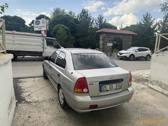 Sahibinden Hyundai Accent 1.3 Admire 2005 Model 