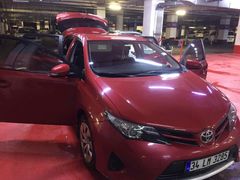 Sahibinden Toyota Auris 1.33 Life 2014 Model İstanbul 145.000 km Kırmızı