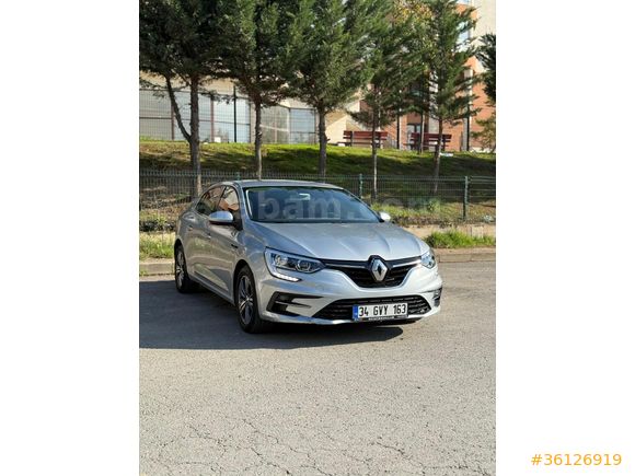 Sahibinden Renault Megane 1.3 TCe Touch 2023 Model