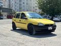 EMSALSİZ KONDİSYONDA CORSA B KILİMALI 