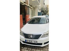 Sahibinden Renault Latitude 1.5 dCi Executive 2011 Model  258.000 km Beyaz