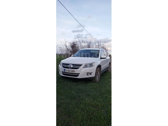 Sahibinden Volkswagen Tiguan 1.4 TSI Fun&Function muayene yeni yapıldı.