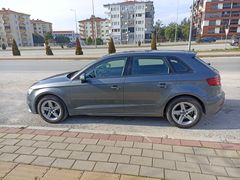 Audi A3 Sportback 1.0 TFSI Dynamic 