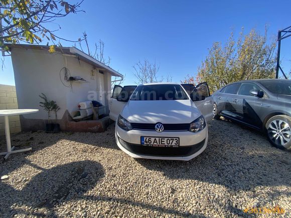 Sahibinden Volkswagen Polo 1.2 TDi Trendline 2013 Model  300.000 km Beyaz