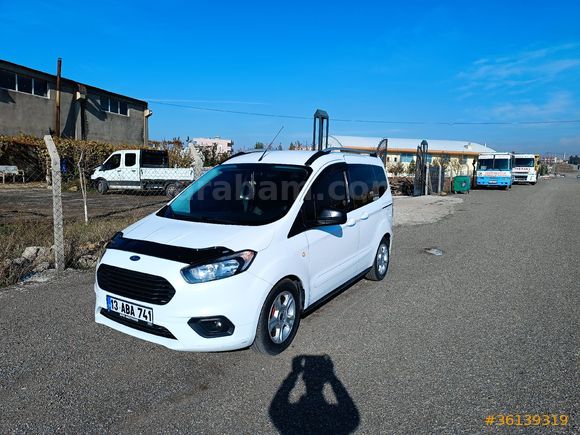 Sahibinden Ford Tourneo Courier 1.5 TDCi Delux 2021 Model