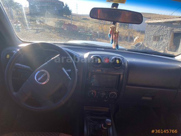Sahibinden Isuzu D-Max 2.5 4x2 2009 Model  230.000 km Bej