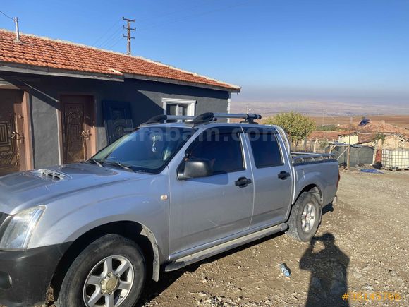 Sahibinden Isuzu D-Max 2.5 4x2 2009 Model  230.000 km Bej