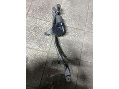 BMW F01 F10 silecek motoru