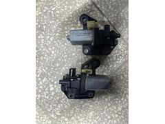 BMW F01/F02Arka sağ sol kapı perdesi motoru 9178670 23074296