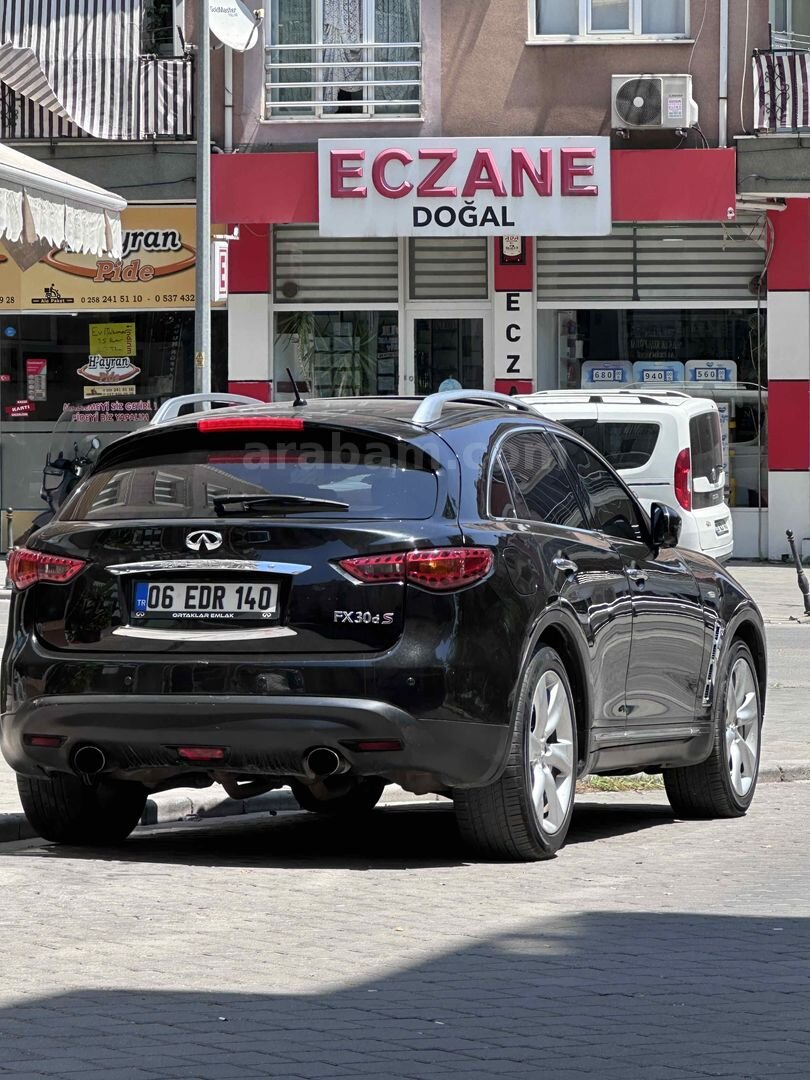 Sahibinden Infiniti FX FX30d S 2011 Model Denizli 160.500 km Siyah 4