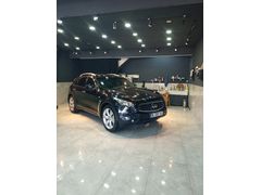 İnfiniti Fx30dS Premium 158.000 Km’de.. Açıklamayı okuyun..