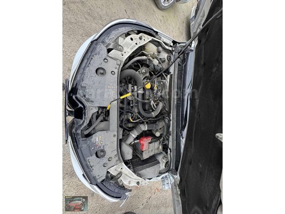 BAŞKENT HASARLIOTO'dan 2022 OTOMATİK 65.000 Km TALİANT