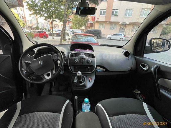 Sahibinden Renault Kangoo Multix 1.5 dCi Extreme 2016 Model Lacivert