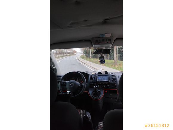 Volkswagen Caravelle 2.0 TDI Comfortline 140 HP 8+1