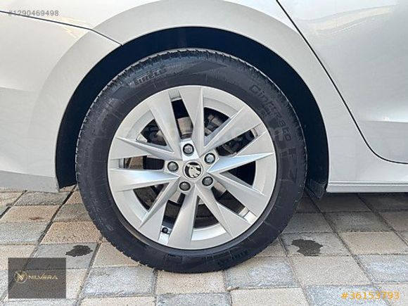 NİLVERA MOTORS'DAN HATASIZ BOYASIZ SKODA OCTAVİA 1.5 E-TEC