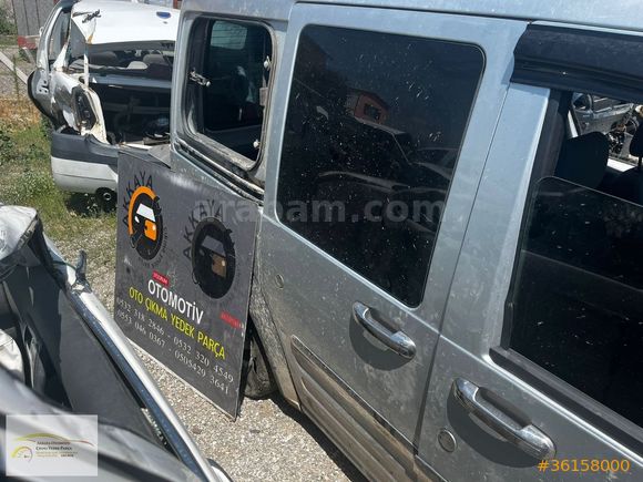 Ford Connect Sağ Sürgülü Kapı Orijinal Hatasız