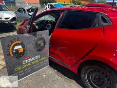 Renault Clio 5 Sol Arka Kapı