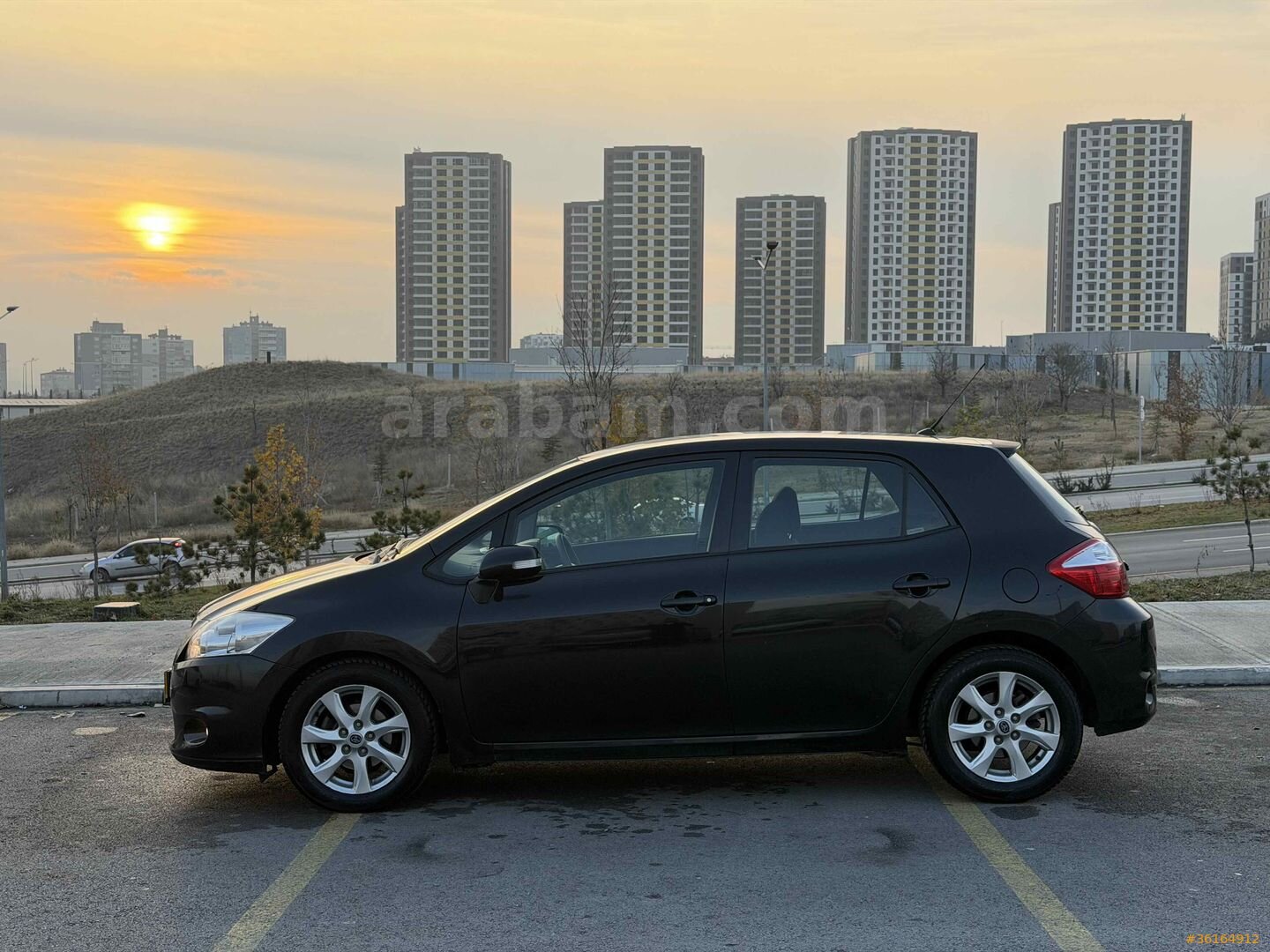 Galeriden Toyota Auris 1.4 D-4D Comfort Extra 2010 Model Ankara 219.168 km Siyah 7