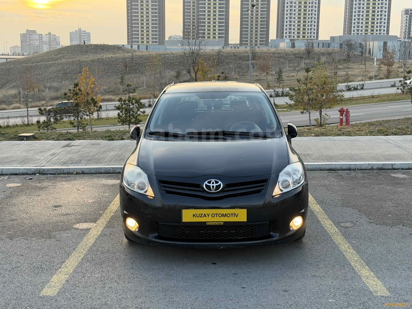 Galeriden Toyota Auris 1.4 D-4D Comfort Extra 2010 Model Ankara 219.168 km Siyah 3